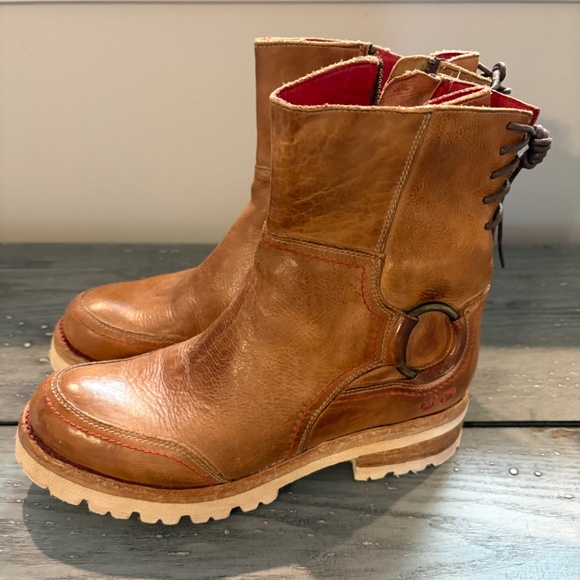 Boots. - Picture 6 of 7